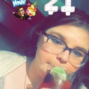 Meet your Posher, Emily